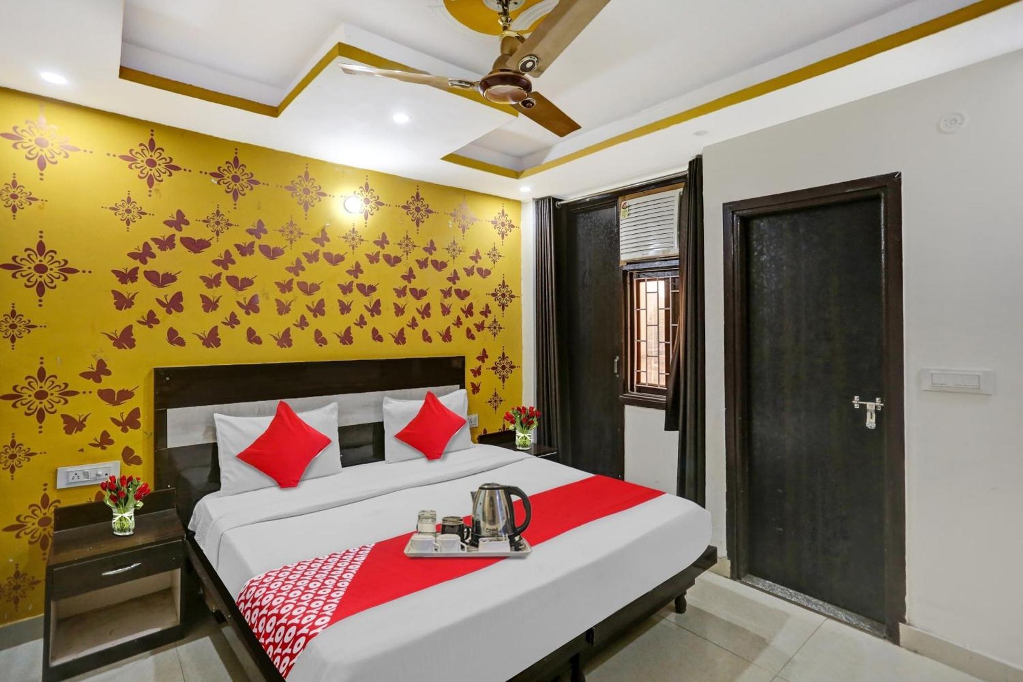 Hotel O Hotel Blue Orchid Nuova Delhi Esterno foto