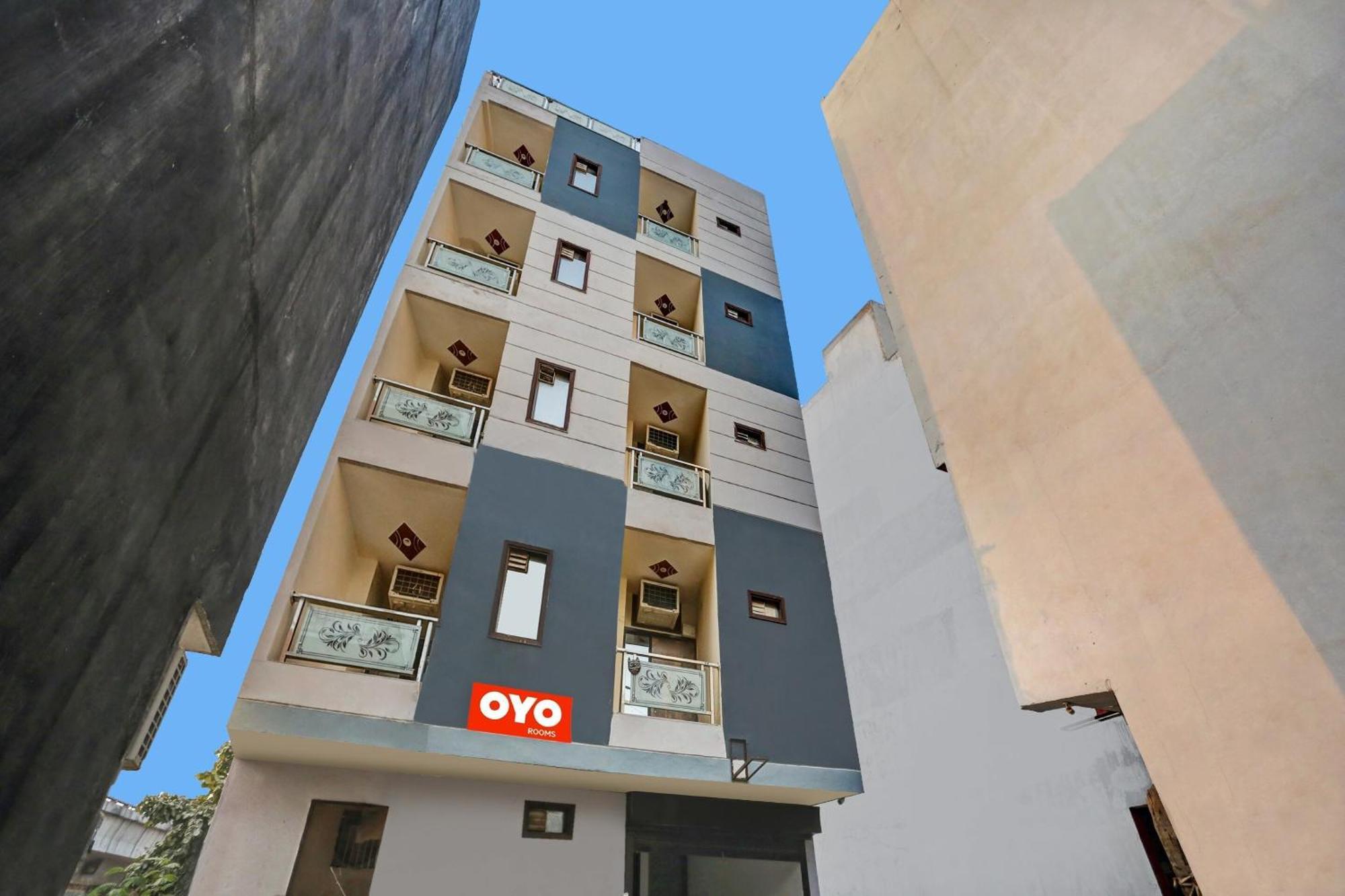 Hotel O Hotel Blue Orchid Nuova Delhi Esterno foto